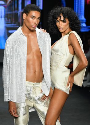 CAMISÃO CRISTAL DESFILE