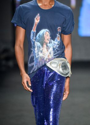 T-SHIRT SIMONE